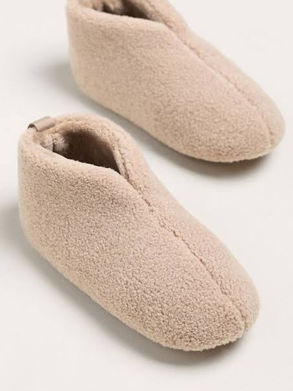 Women’s Bombas slippers size 7